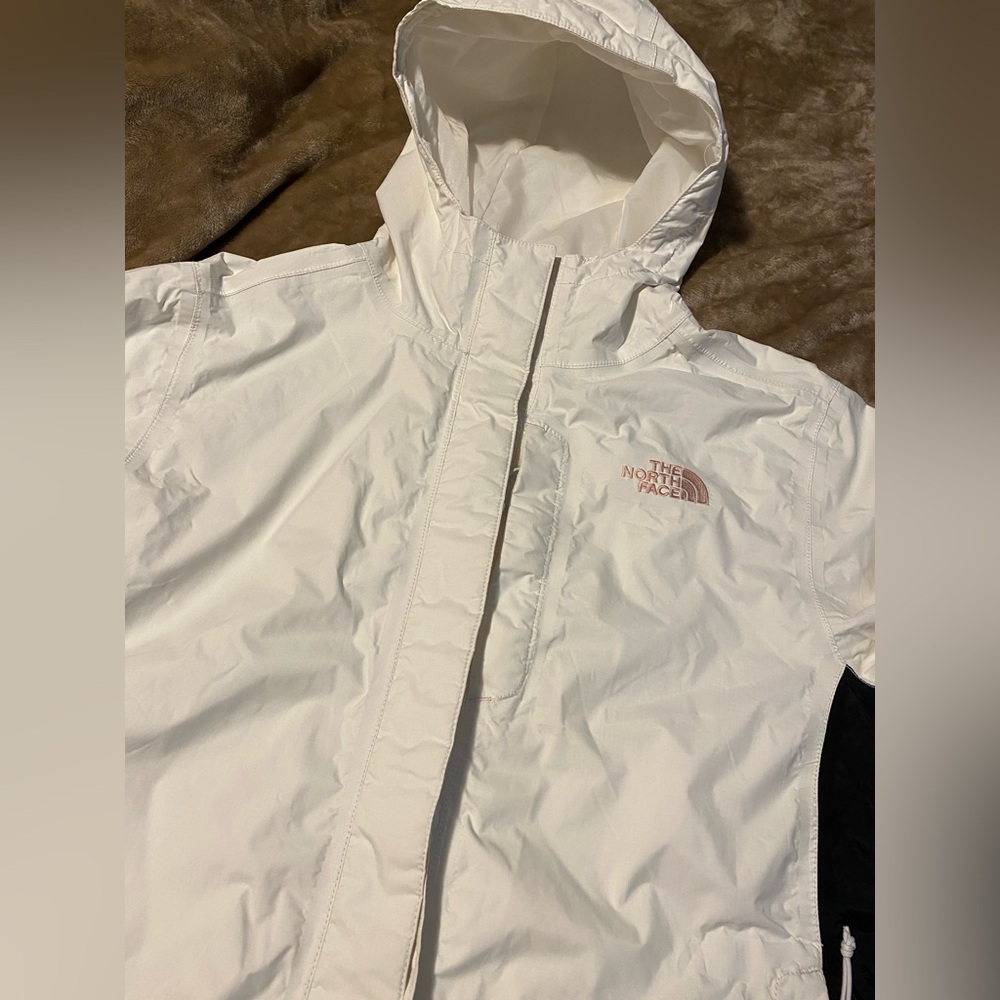 North Face Rain Jacket Women - Picture 5 of 10